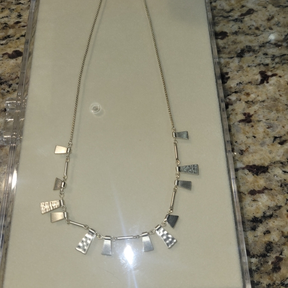 Kendra Scott adjustable link statement necklace - Picture 3 of 3